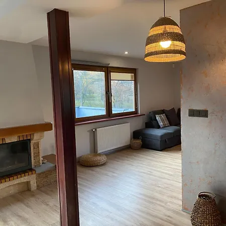 160m Piekny Stylowy Dwupoziomowy Dom Villa *