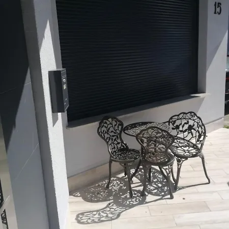 160m Piekny Stylowy Dwupoziomowy Dom Villa *