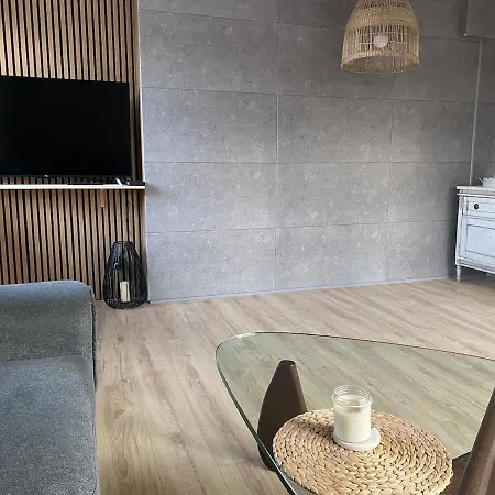 160m Piekny Stylowy Dwupoziomowy Dom غدينيا