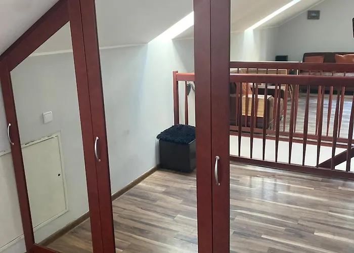 160m Piekny Stylowy Dwupoziomowy Dom Вілла