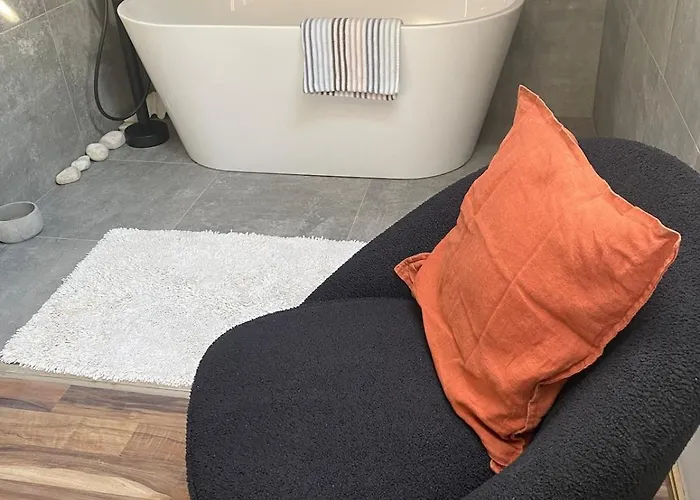 160m Piekny Stylowy Dwupoziomowy Dom Вілла