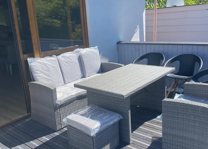 160m Piekny Stylowy Dwupoziomowy Dom